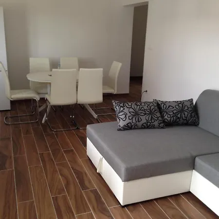 Apartment Apartman *