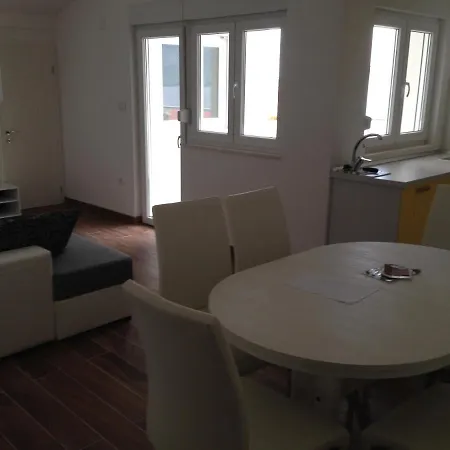 Apartman Apartment *